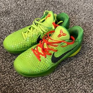 Kobe 6 Proto “Grinches” 2020